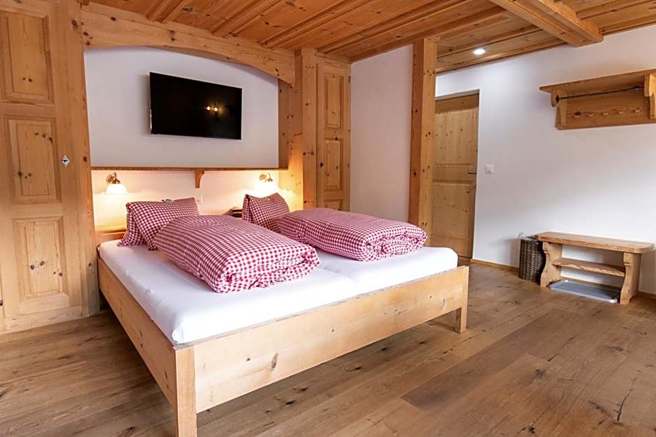 Casa La Roda, Via da Scola 2