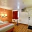 Travelodge by Wyndham Brattleboro VT