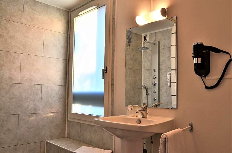 The Originals City, Hotel Amys, Tarbes Sud (Inter-Hotel)