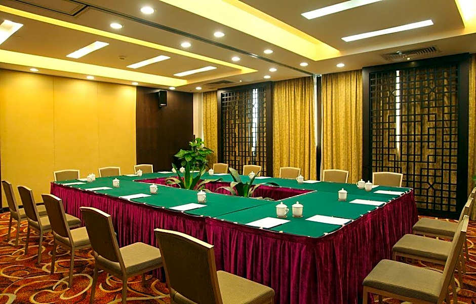 Landmark International Hotel