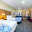 La Quinta Inn & Suites by Wyndham San Antonio Alamo City