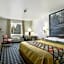 Super 8 by Wyndham Prestonsburg