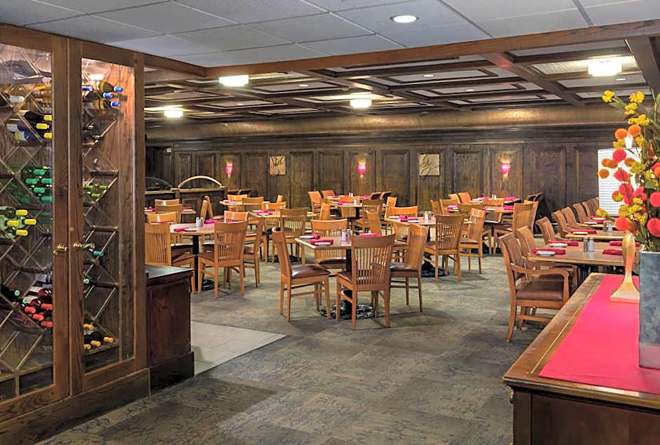 Bismarck Hotel and Conference Center