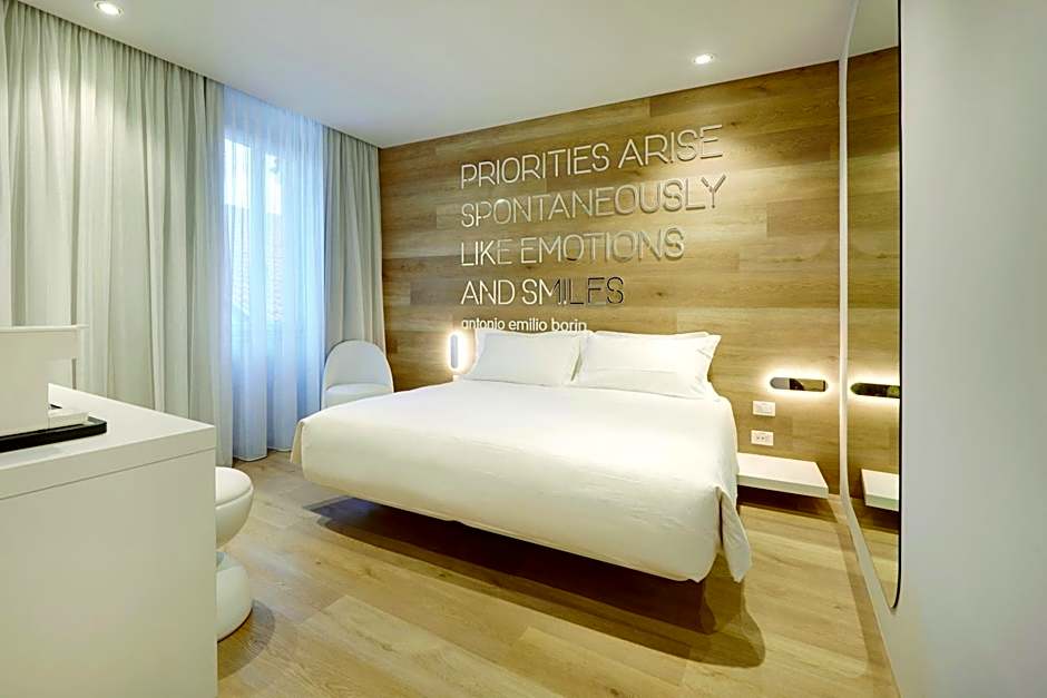 YouMe Design Place Hotel