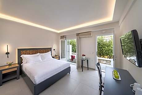 Standard Double Room (Adjacent Building)