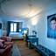Maxim Suites by Elias Holl