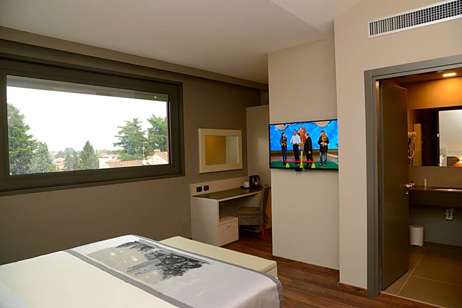 Albergo Roma, BW Signature Collection