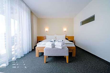 Comfort Double Room with Lake View - Annex
