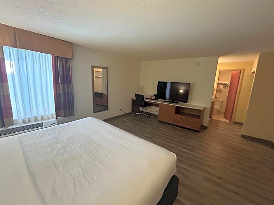 Quality Inn and Conference Center Greeley Downtown