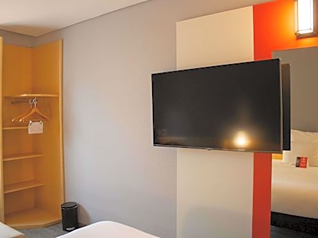 Standard Room with 1 double bed