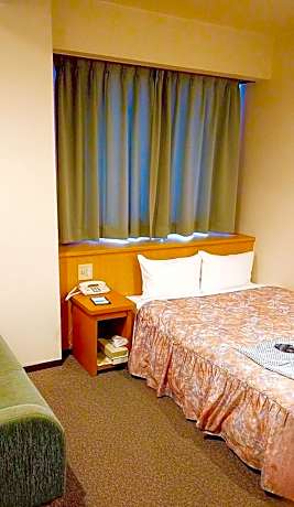 Double Room 2 - Single Night Stay - Non-Smoking