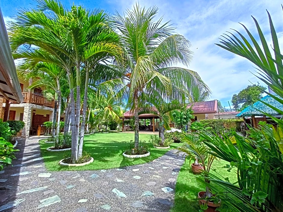 Alona42 Resort