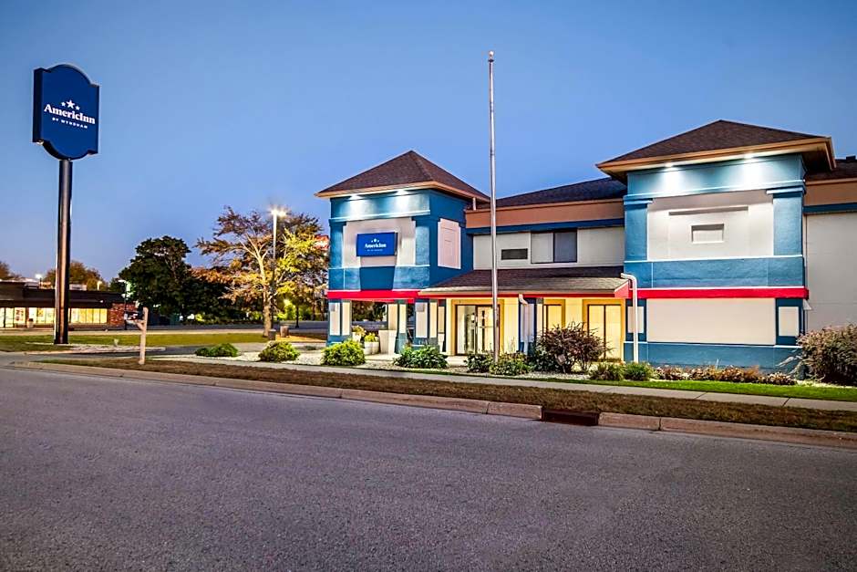 AmericInn by Wyndham Beloit