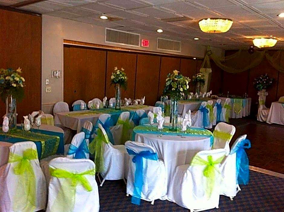 NORTHEAST GARDEN INN.