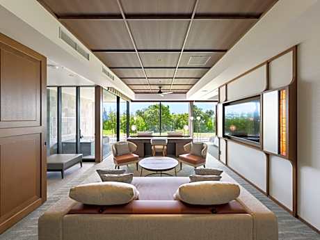 Family Room with Sea View