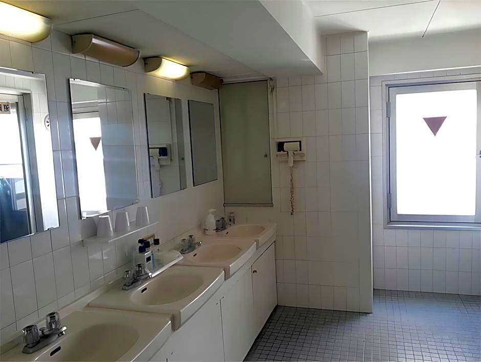 Capsule Hotel & Spa The Nell - Male only -
