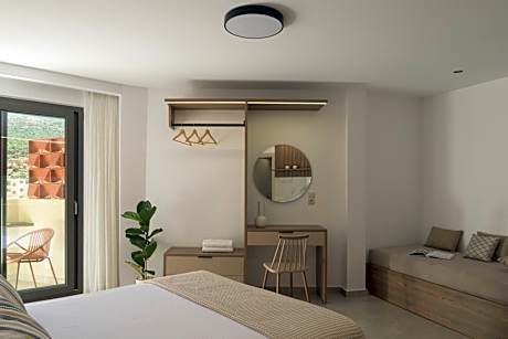 Superior Studio with Pool View