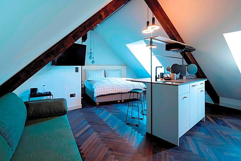 The Lubo - self check-in