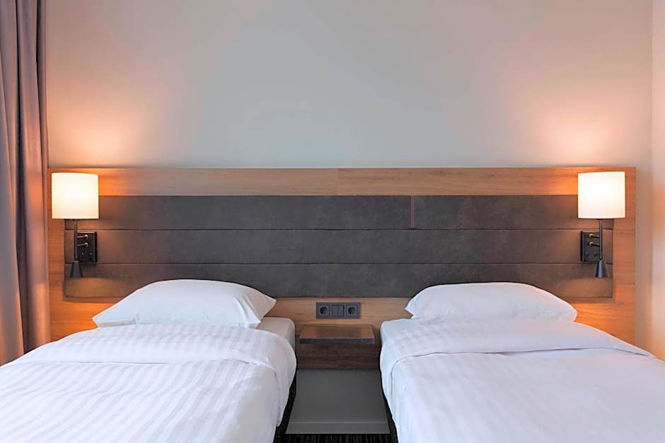 Moxy by Marriott Stuttgart Airport/Messe