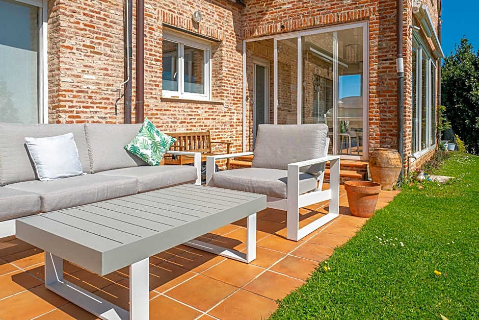 Bista Eder Hotel & Lodge