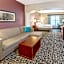 La Quinta Inn & Suites by Wyndham Oklahoma City Yukon