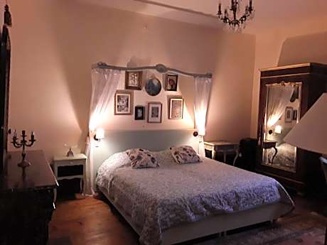 Family Room - Josephine