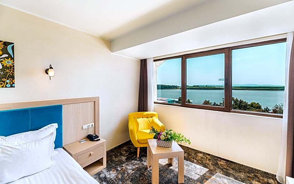 Faleza Hotel by Vega