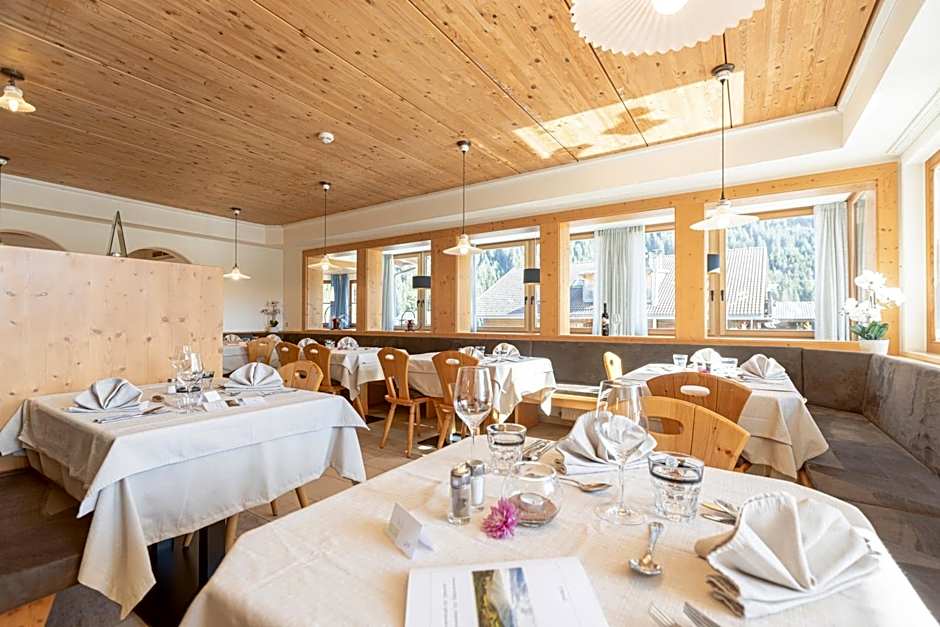 Hotel Tyrol