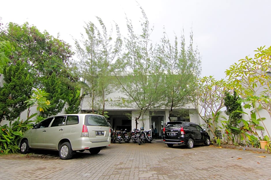 The Fort Hotel by ZUZU