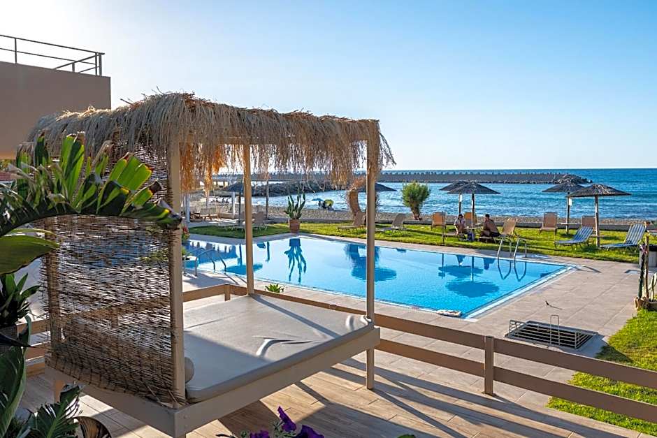 Silver Sun Studios & Apartments