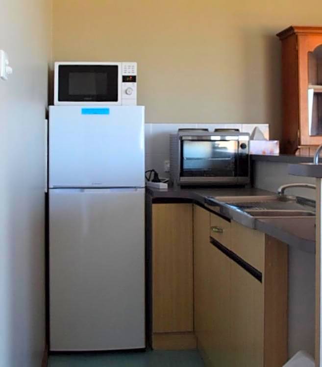 Stansbury Holiday Motel