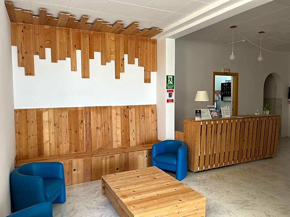 Apartamentos Playa Sol