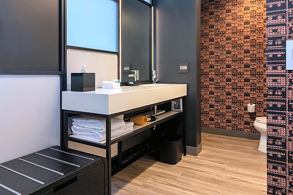 Aloft St. Louis Cortex, a Marriott Hotel