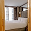 The Jewel, a Club Quarters Hotel, Opposite Rockefeller Center