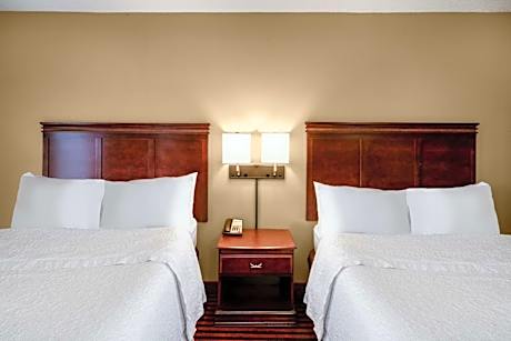 Queen Room with Two Queen Beds - Mobility and Hearing Access/Non-Smoking