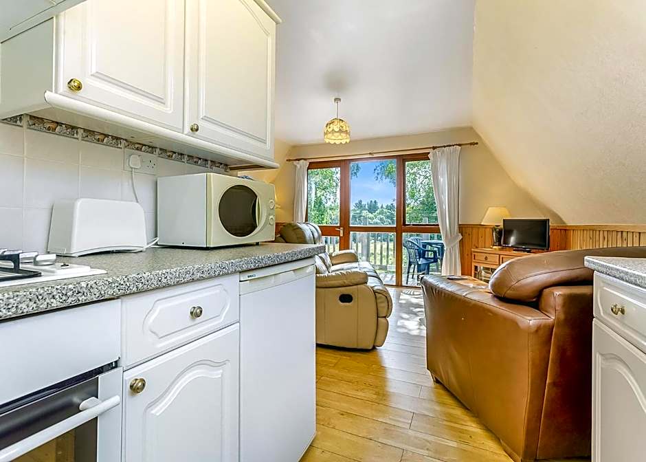 Delny Highland Lodges