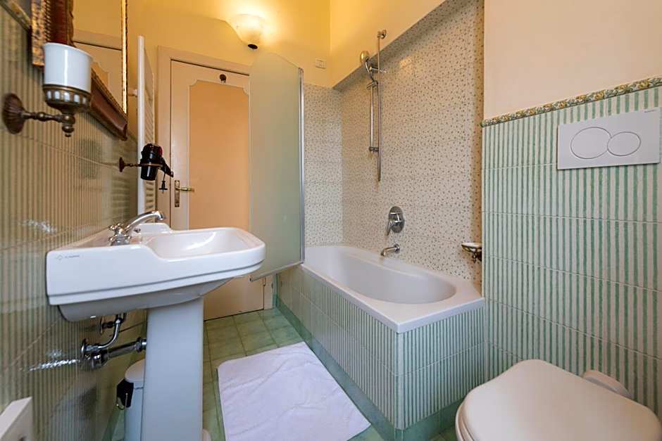 Villa Scacciapensieri Boutique Hotel