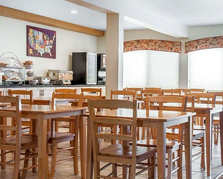 Econo Lodge Ithaca Airport