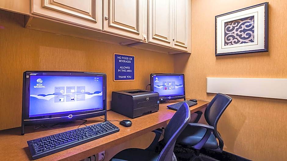 Best Western Plus Brandywine Inn & Suites