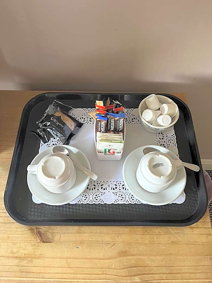 The Tontine Hotel & Bar