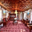 Golden Hopes Group of Houseboats
