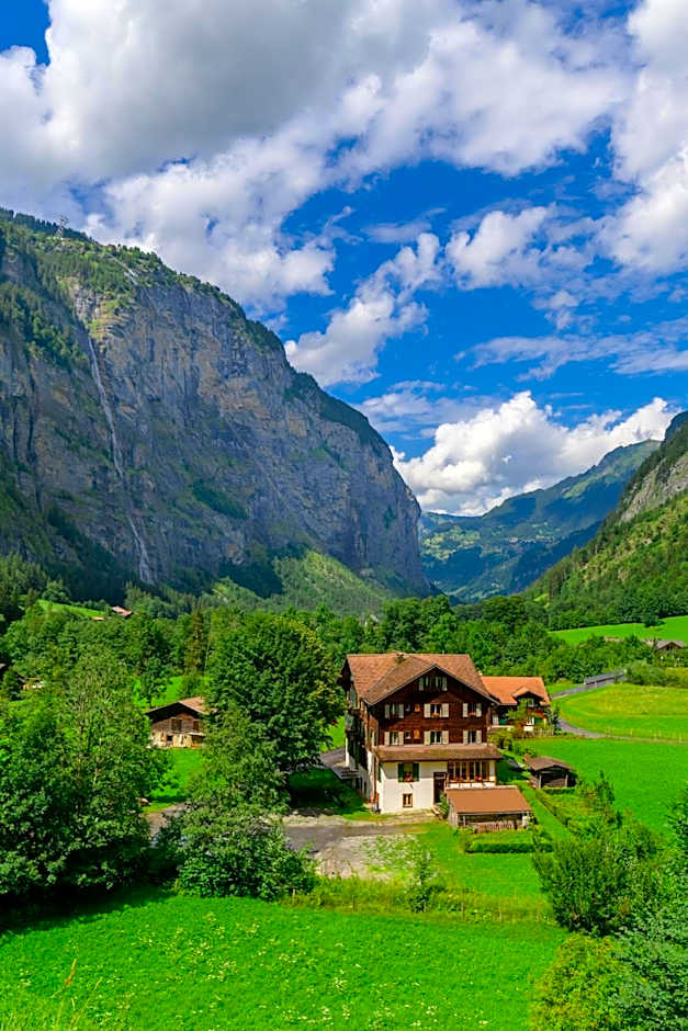ALPENHOF Mountain Lodge