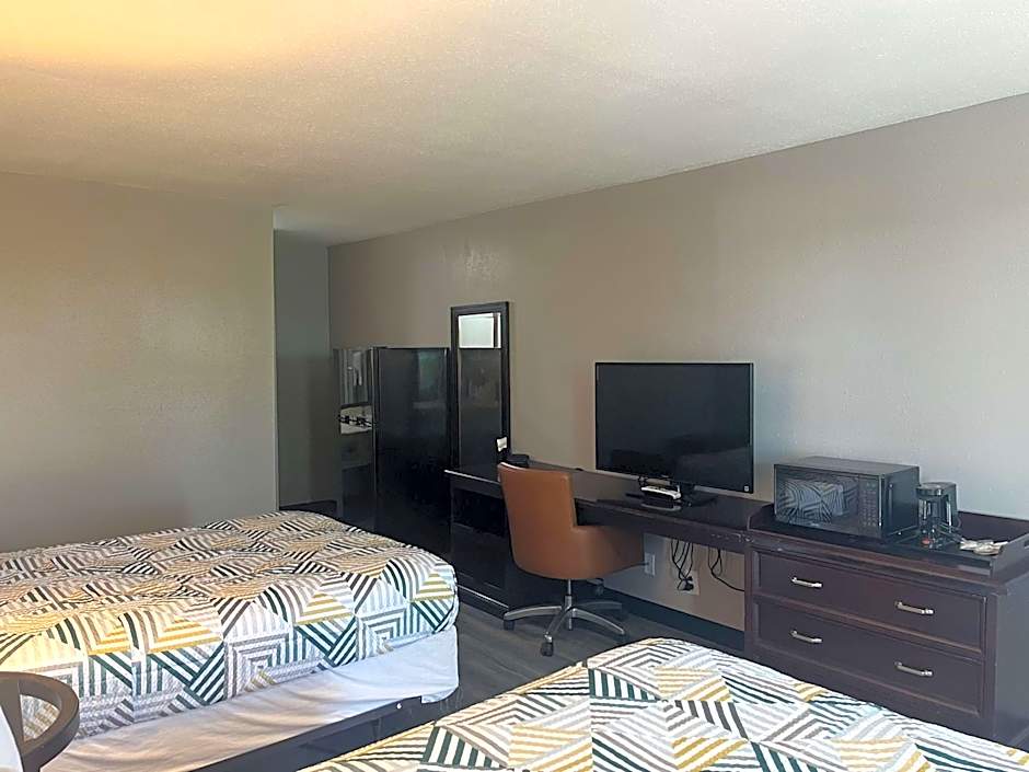 Motel 6 Borger, TX Boom Town