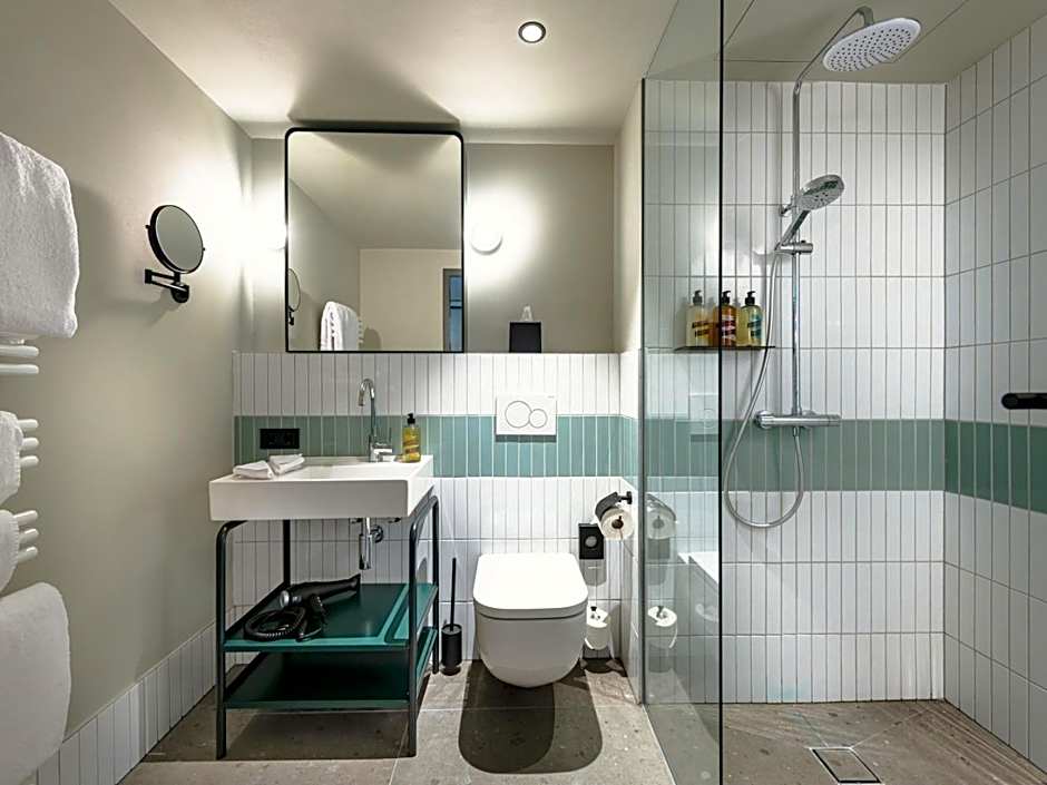 Urban Nature Bad Gastein - Badeschloss