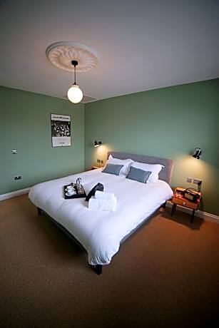 The Alma Taverns Boutique Suites - Room 4 - Hopewell