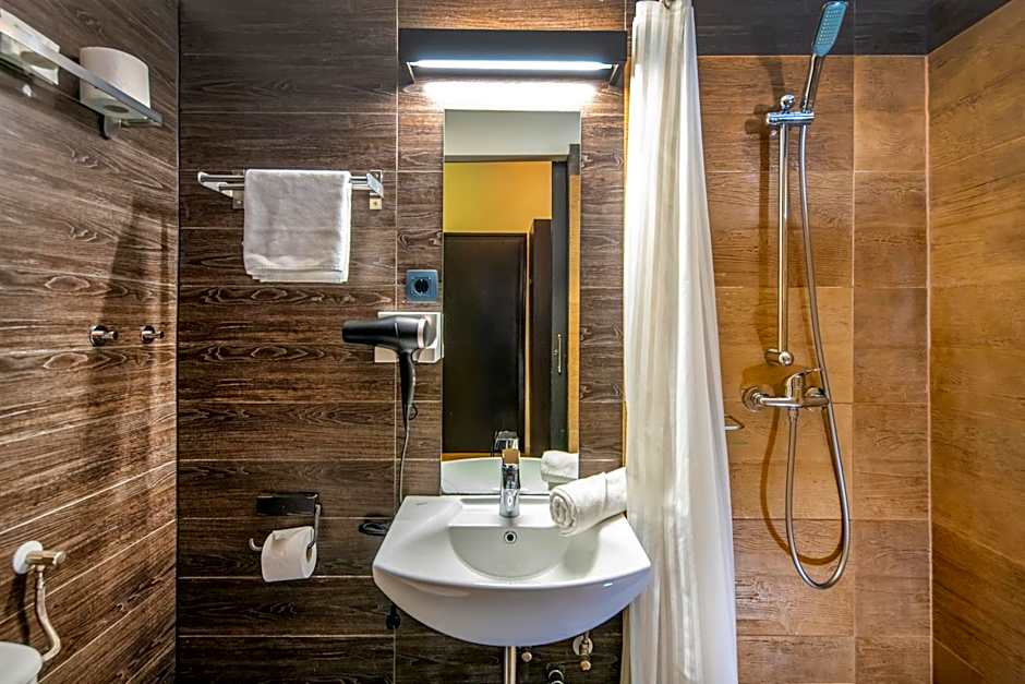 Andrassy Thai Hotel