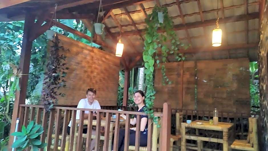 Pondok rinjani bungalow tetebatu