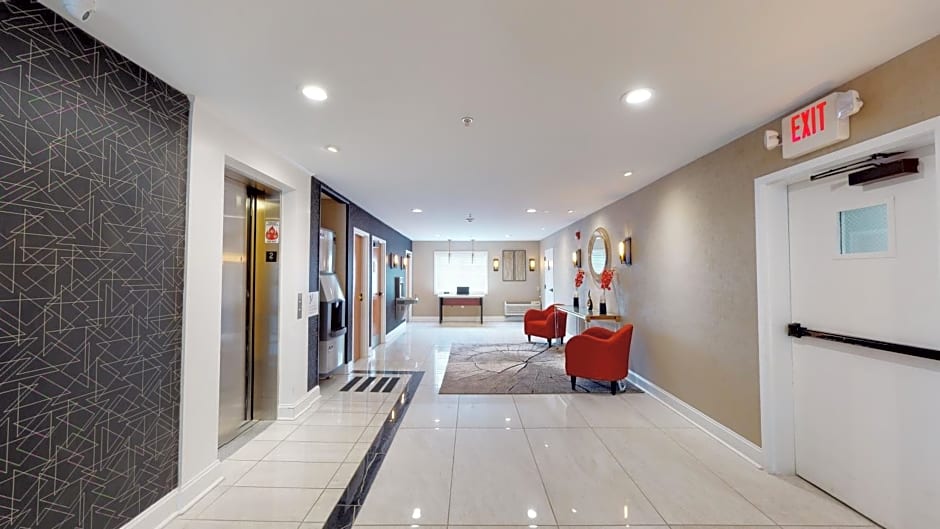 Ramada by Wyndham Strasburg - Shenandoah Valley