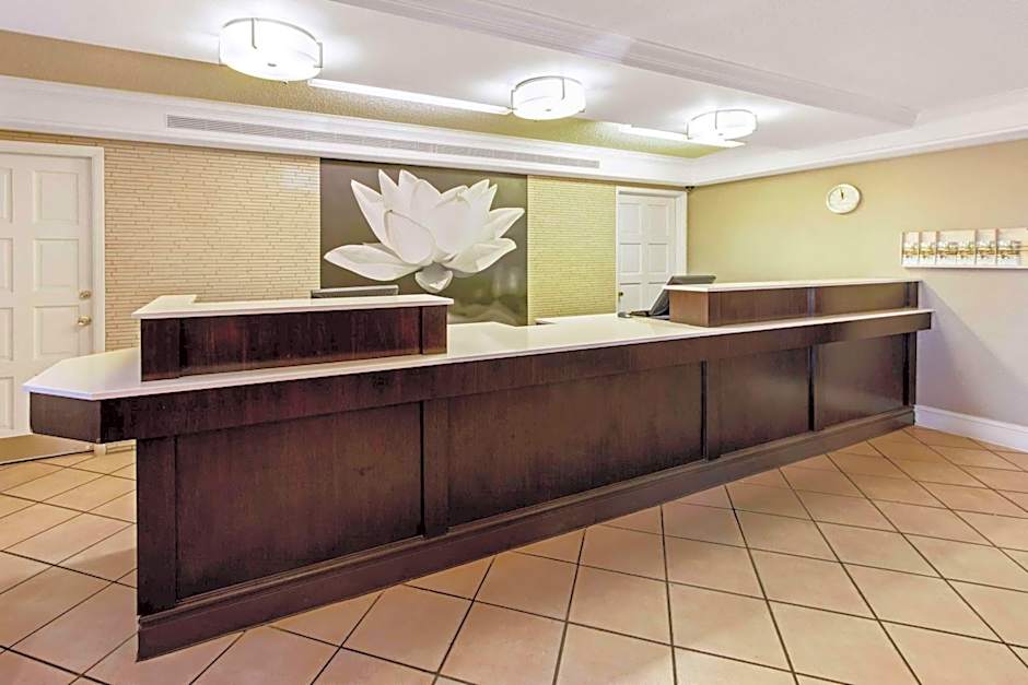 La Quinta Inn & Suites by Wyndham Santa Fe