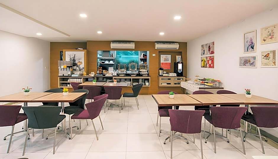 iCheck inn Residences Patong